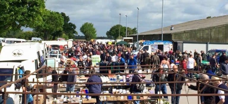 Busy outdoor trading at Rufforth Car Boot Source: https://www.rufforthcarboot.com/wp-content/uploads/2016/12/IMG_0065-768x351.jpg
