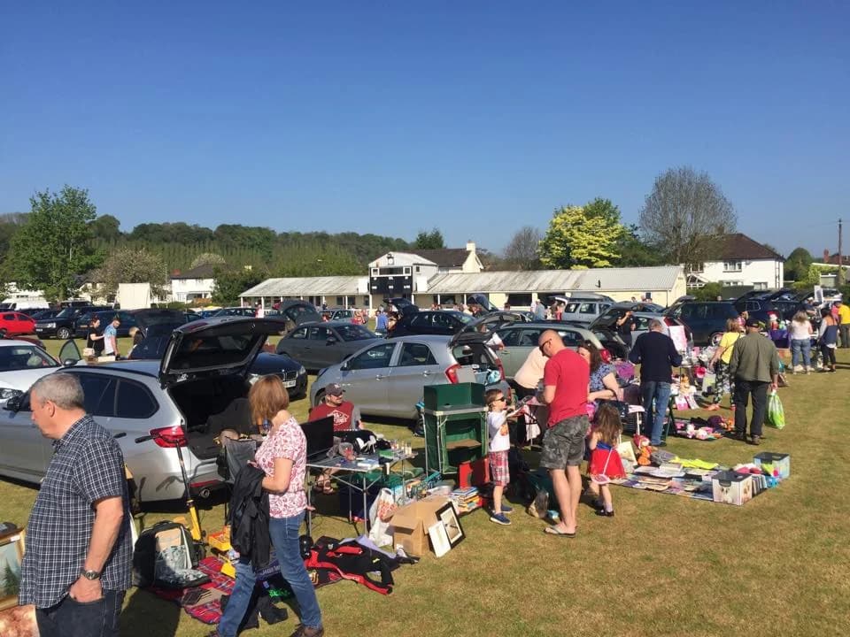 Cars, stalls, shoppers and the pavilion at Usk Car Boot Sale Source: https://carbootdirectory.co.uk/wp-content/uploads/2026/06/Usk-CarBoot-Sale.webp