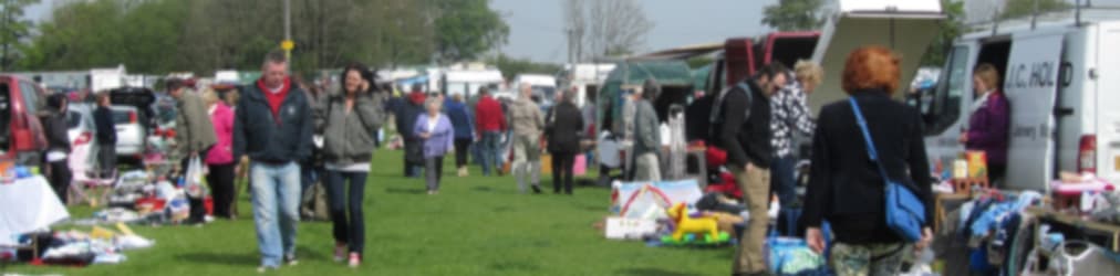 St Michaels and Bilsborrow car boot field with cars, stalls and shoppers. Source: https://weekendcarboot.co.uk/images/cover.jpg