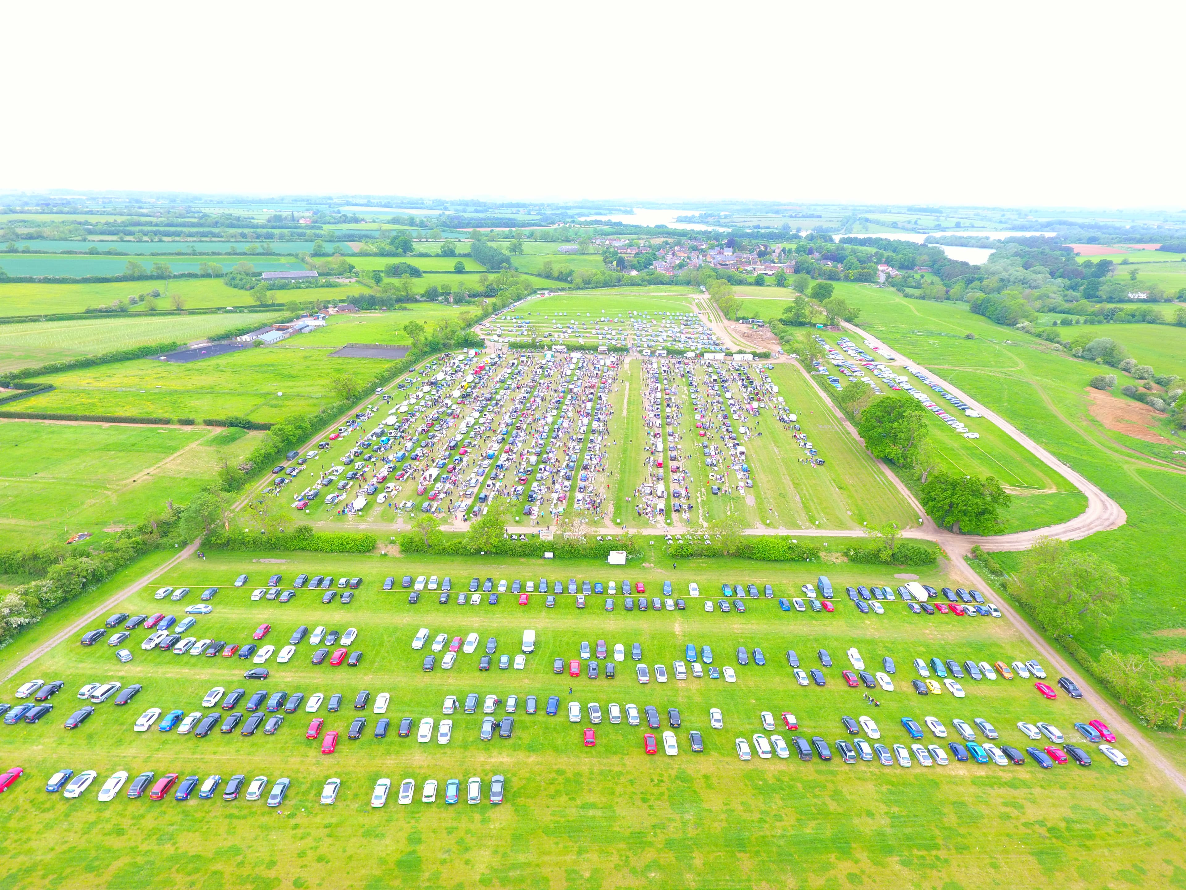 Holcot Car Boot and Farmers Market across the Sywell Road field Source: https://static.wixstatic.com/media/75c402_a0eedbfa91084ceeacb2a69fee1ecdaa~mv2.jpg